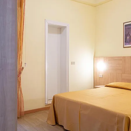 Corinna Hotel 3*