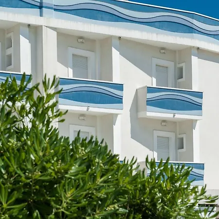 Corinna רימיני