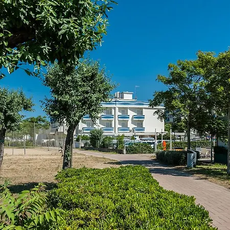 Corinna רימיני