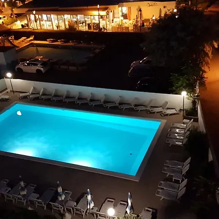 Hotel Corinna 3*