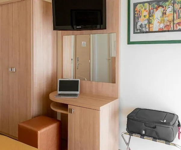 Hotel Corinna Rímini