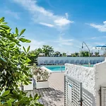 Hotel Corinna 3*